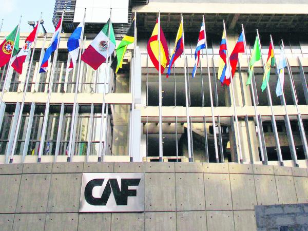 FITCH confirmó la calificación de riesgo de CAF en ‘AA-’ con perspectiva estable